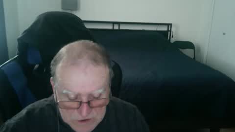 papilly online show from March 19, 3:06 pm