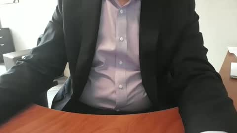 fredjones online show from April 29, 5:51 pm