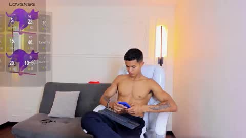 Ryan And Casper online show from February 3, 5:28 pm