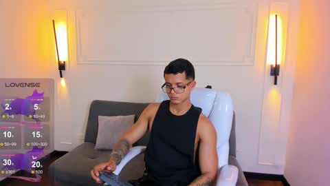 Ryan And Casper online show from March 16, 6:23 pm