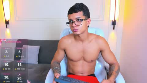 Ryan And Casper online show from April 29, 2:44 pm