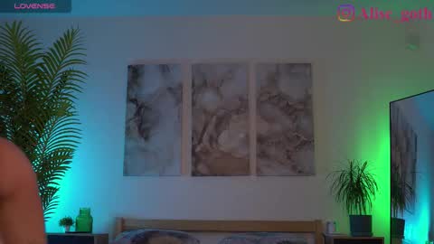 Alise  Melissa online show from November 2, 4:40 pm