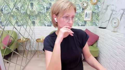 Paris online show from November 4, 8:32 pm