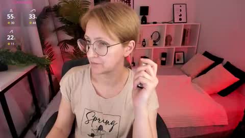 Paris online show from February 28, 1:26 pm