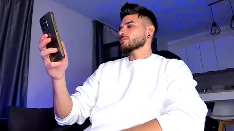 Paris online show from September 18, 8:57 pm