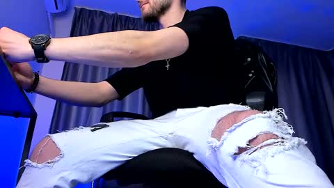 Paris online show from March 6, 5:14 am