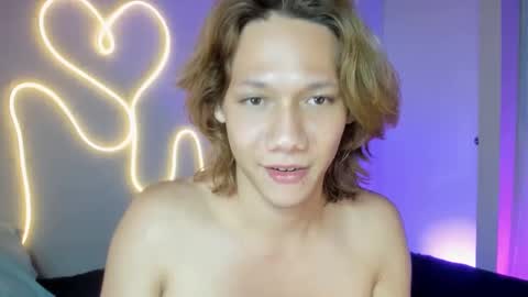 connie online show from December 3, 9:39 pm