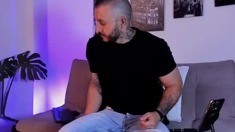 parker lavine online show from July 21, 1:29 am