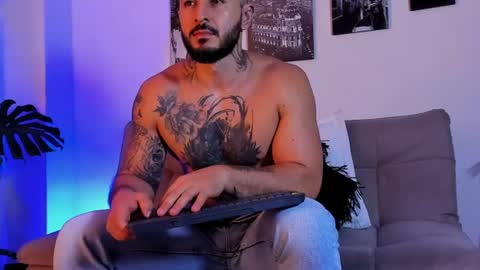 parker lavine online show from June 15, 2:25 am