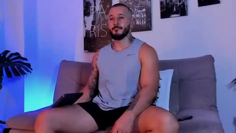parker lavine online show from June 16, 2:26 am
