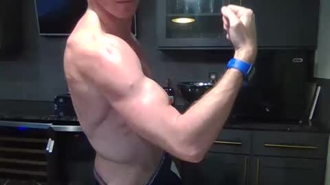 Snapshot of parkerflexes chatting on September 22, 4:49 am Parker online show from September 22, 4:49 am