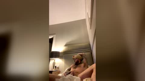 parkertom525 online show from April 30, 8:57 pm