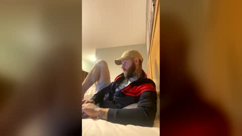 parkertom525 online show from May 16, 8:29 pm