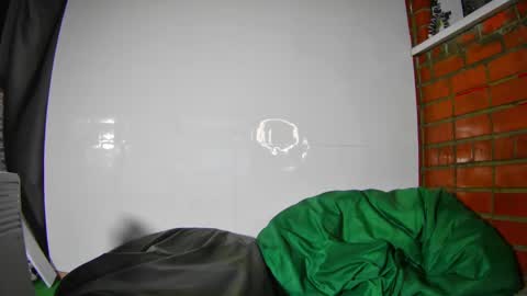 LunaAlan online show from March 5, 12:33 pm