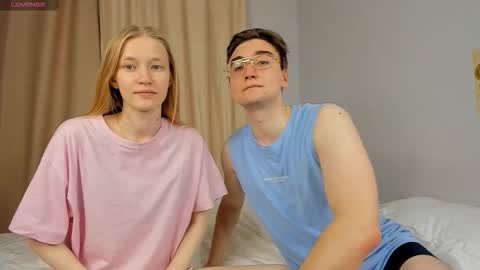 We Katrin and Moris online show from November 24, 1:32 pm