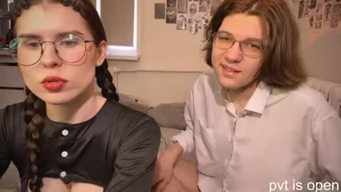 Zoe online show from March 19, 8:20 am
