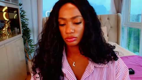 Patricia Rossi online show from March 11, 11:57 am