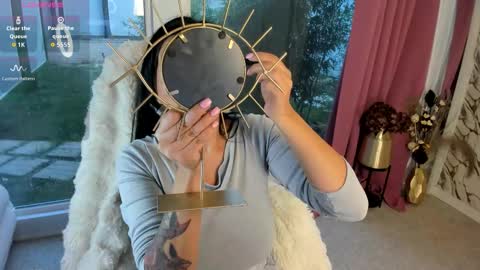 Patricia online show from October 12, 5:11 am