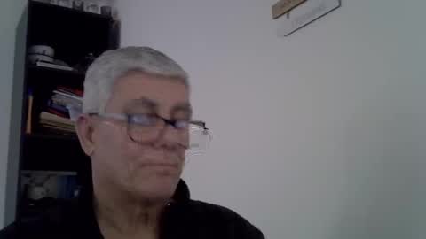 Snapshot of patrick5275 chatting on March 5, 5:08 pm patrick5275 online show from March 5, 5:08 pm