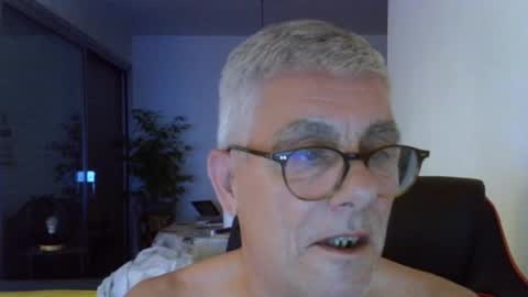 patrick5275 online show from August 5, 9:23 pm