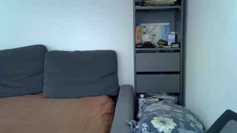 Snapshot of patrick5275 chatting on January 27, 9:44 am patrick5275 online show from January 27, 9:44 am