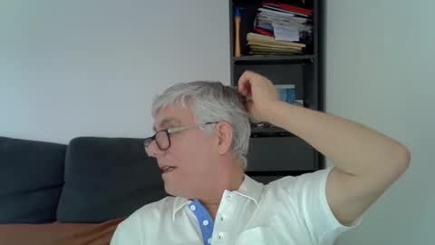 Snapshot of patrick5275 chatting on February 18, 9:43 am patrick5275 online show from February 18, 9:43 am