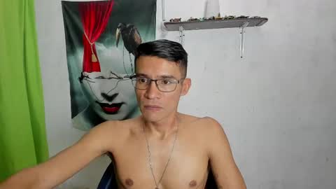 EDUAR Independent model online show from May 17, 2:21 am