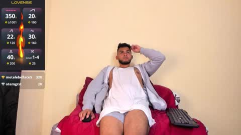Snapshot of patrick_hot69 chatting on October 16, 3:17 am patrick_hot69 online show from October 16, 3:17 am