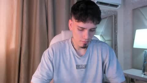 patrick_rouse online show from December 23, 6:15 pm