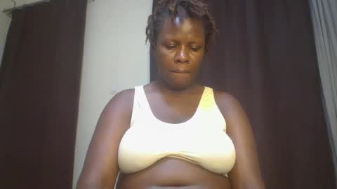Snapshot of pattiekee chatting on December 8, 10:57 pm pk online show from December 8, 10:57 pm