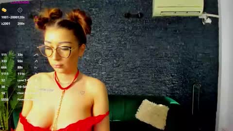 Celine online show from November 26, 9:39 am