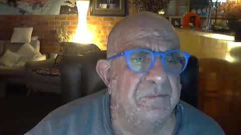 patvac online show from September 19, 3:27 pm