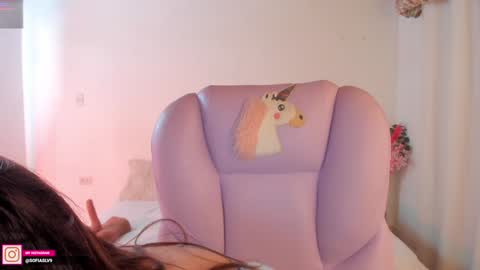 Snapshot of pau_cute chatting on January 25, 7:28 am Sofa online show from January 25, 7:28 am