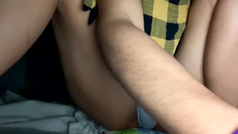 Snapshot of pau_heart chatting on December 9, 11:26 am Paulina        online show from December 9, 11:26 am