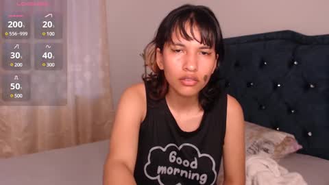 Snapshot of pau_heart chatting on March 8, 11:07 pm Paulina        online show from March 8, 11:07 pm