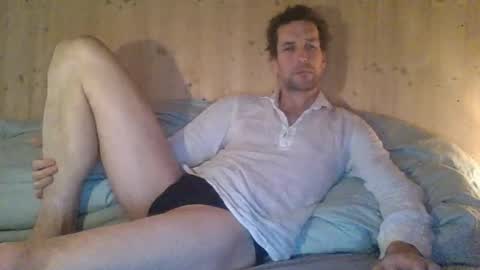 paueriwan online show from December 14, 11:27 am