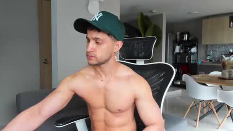 Paul online show from December 5, 4:16 pm