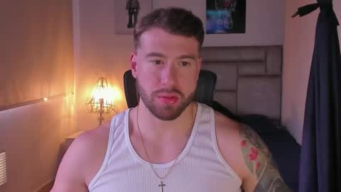 PAUL ROGER online show from May 2, 9:09 pm