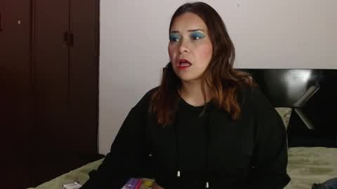 PAULA online show from May 7, 3:02 am