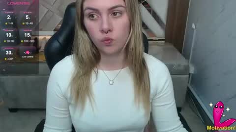 Paula online show from June 18, 12:54 pm