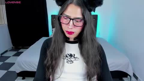 Snapshot of paula_kawaiifu chatting on February 9, 5:01 pm CALL ME PAULA online show from February 9, 5:01 pm