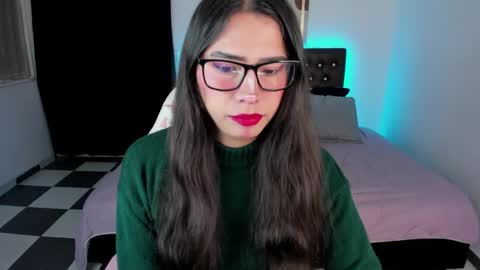 Snapshot of paula_kawaiifu chatting on February 22, 1:24 pm CALL ME PAULA online show from February 22, 1:24 pm