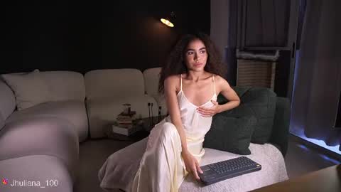 Paula online show from June 28, 9:55 pm