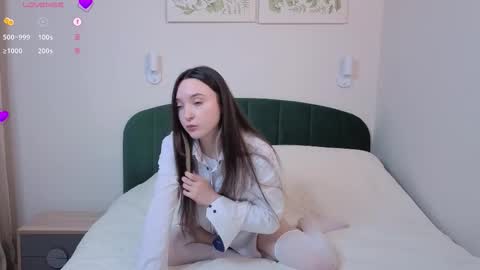 Alice online show from November 13, 1:03 pm