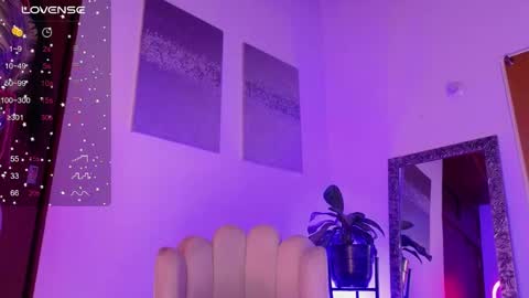Paula Toro  online show from May 10, 4:02 pm