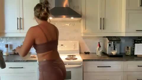 Paulila  Fay online show from September 16, 1:35 pm