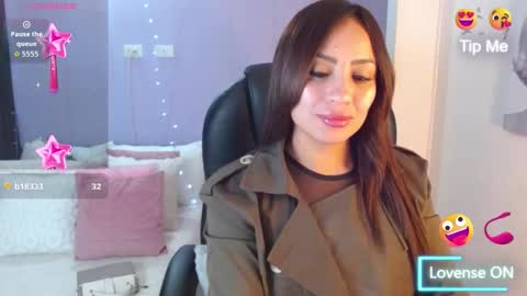 paulina online show from November 29, 6:15 pm