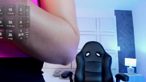 Paulina  online show from June 12, 12:15 pm