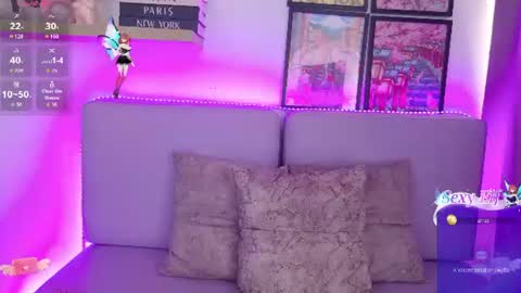 pauline_peach_ online show from July 8, 1:47 pm