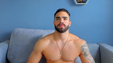 Snapshot of paulphoenix_ chatting on December 5, 9:00 pm Paul Phoenix online show from December 5, 9:00 pm